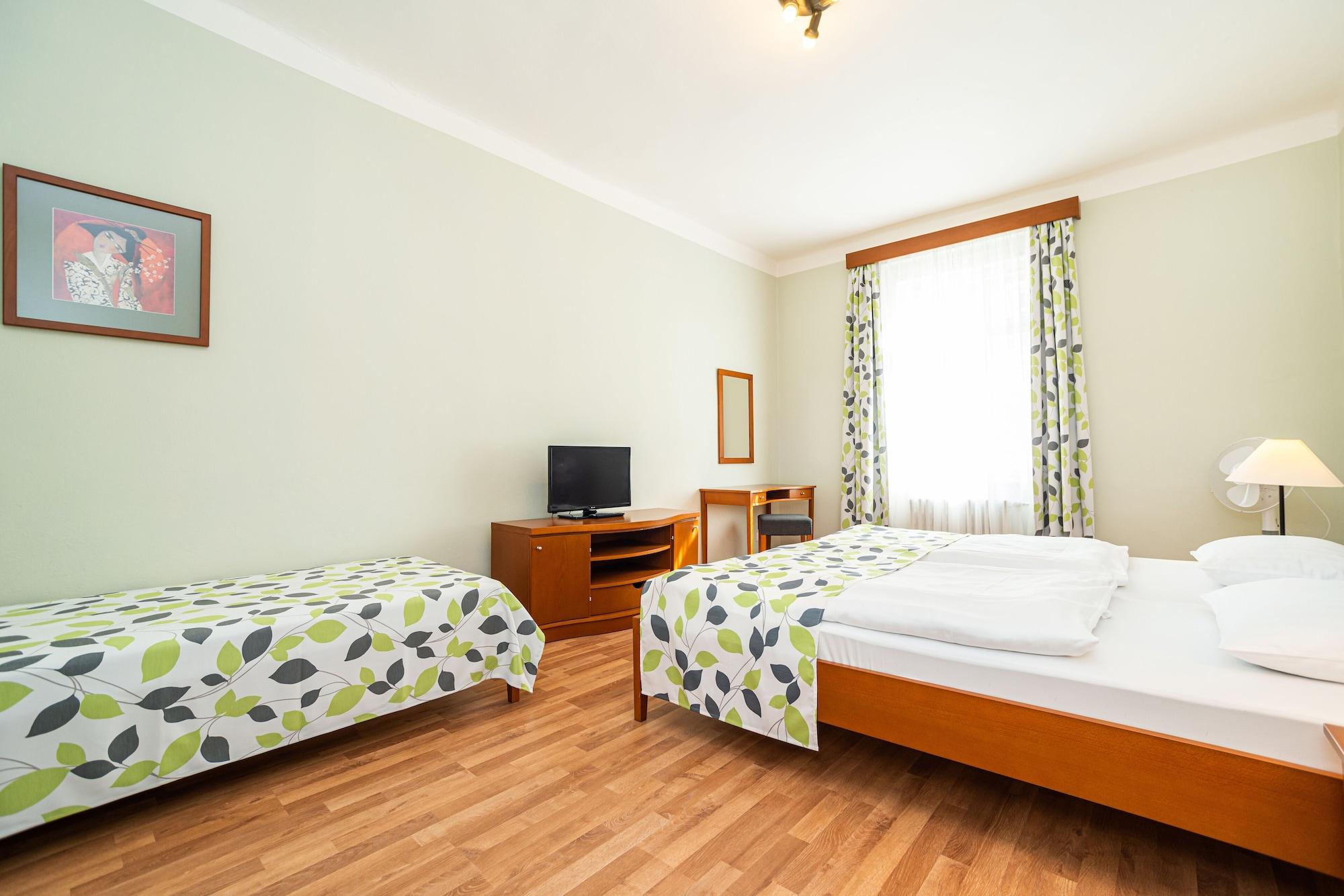 Orion Apartahotel 4*